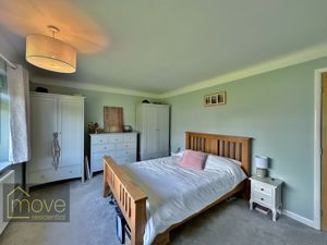 Photo 17- click for photo gallery